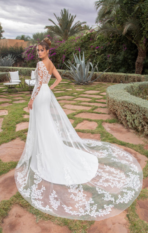 Divina Sposa : DS 242-34 robe et traîne taille 42