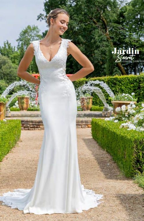 Eglantine - Faïence ivoire taille 42