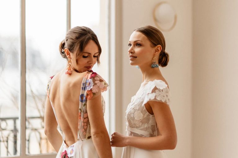 Fleur-De-printemps-Et-Crepuscule-Elsa-Gary-Collection-2024-Lora-Barra-Photography-135