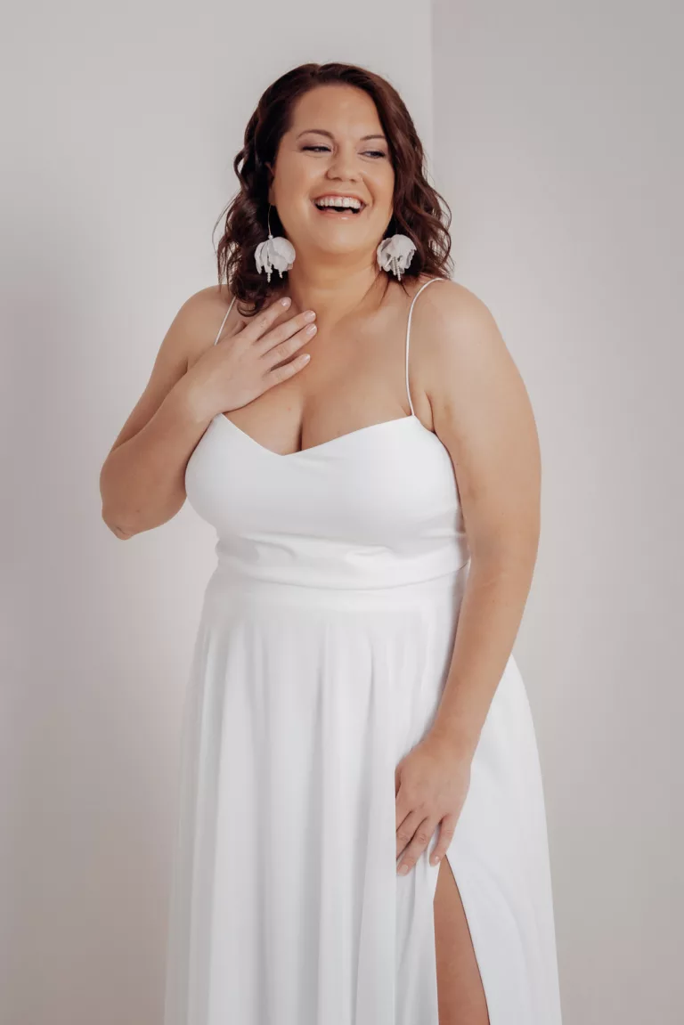 noni_top_Pina_curvy_01